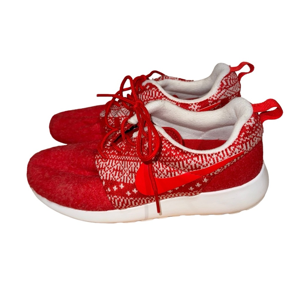 Nike Roshe One Winter Sneaker Red and White Size 5 - Picture 2 of 7